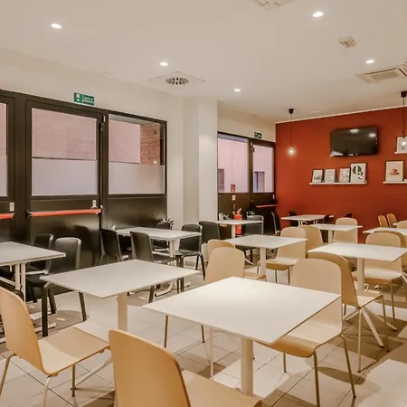 Отель Hotiday Paoli 3*