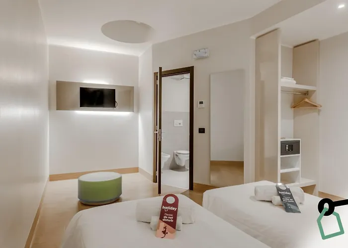 Hotiday Paoli Hotel 3*